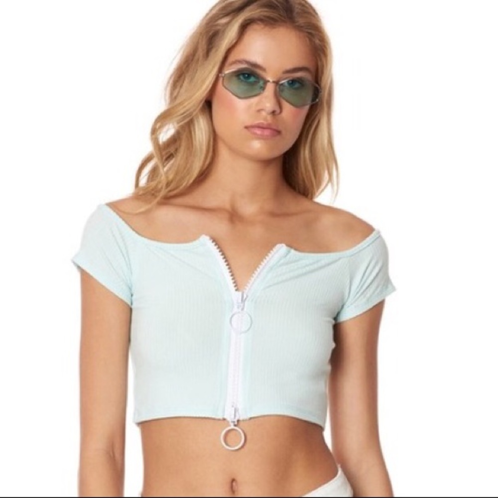 Emma and sam zipper top